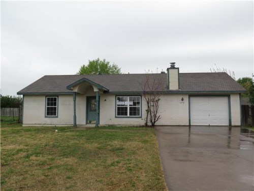 1372 Andrew Ct
