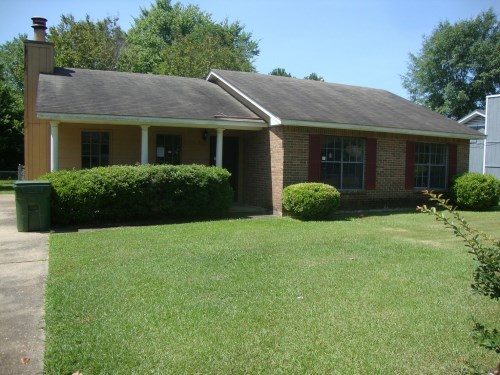 3120 Ravenwood Dr