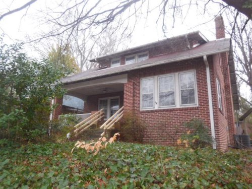 1205 W Friendly Ave