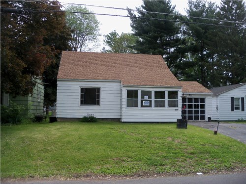 204 Plymouth Ave