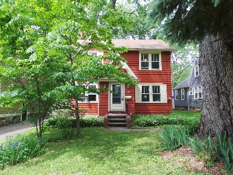 1225 Greenvale Ave