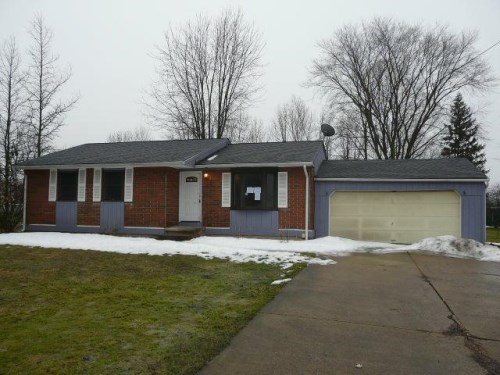 5596 Chippewa Rd