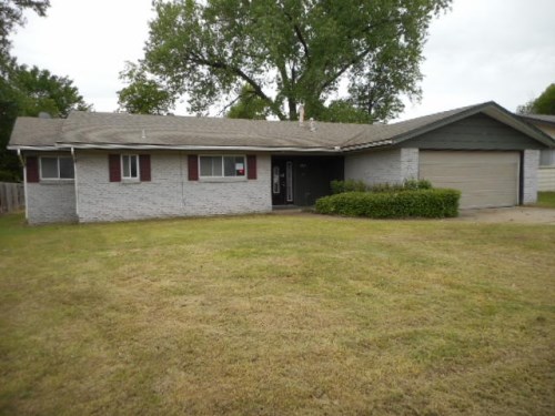 709 W Vandever Blvd
