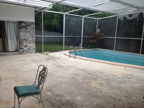 20010 HIGHLAND LAKES BL