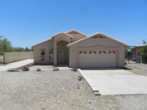 1825 W Pueblo Vista Blvd