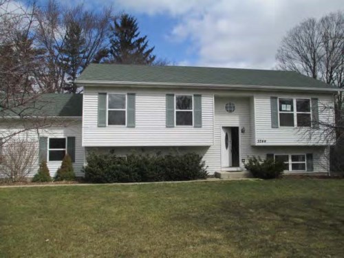3244 Gideon Ave