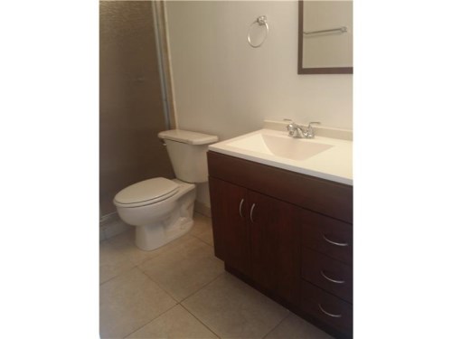 2647 NW 25 AV # 507