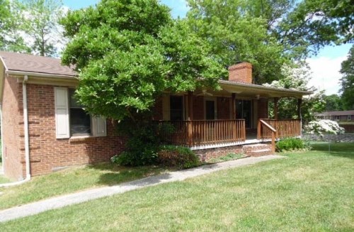 14 Robyn Dr