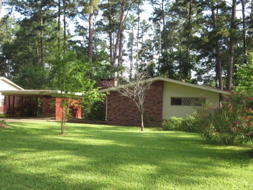 1028 Belhaven Ave