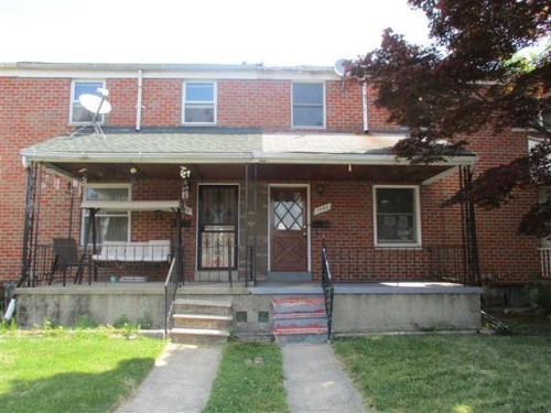 1045 Foxchase Ln