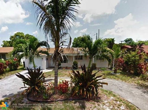 2431 RIVIERA DR