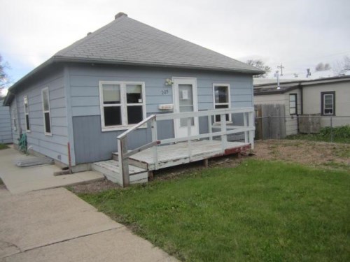 205 E Adams St