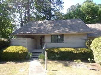 7 Woodwind Ct