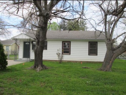 1705 Globe Ave