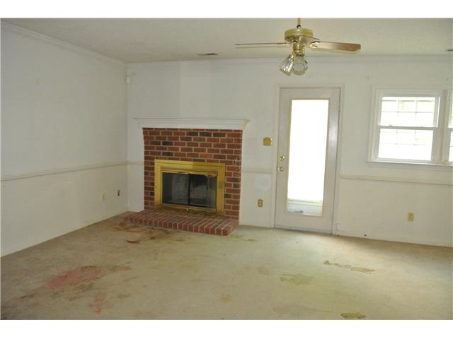 24 Corwin Cir