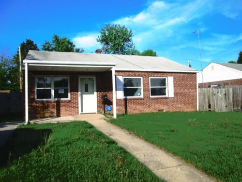 306 Hazlett Ave