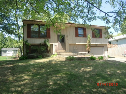 48 Carriage Drive