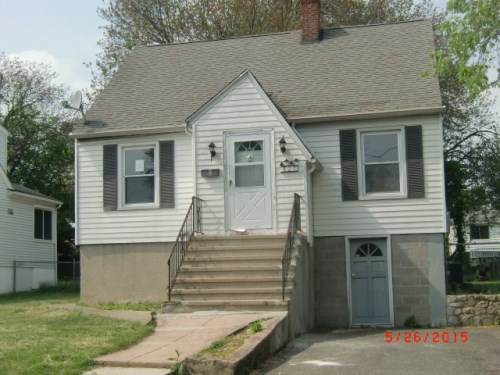 27 White Rose Ave