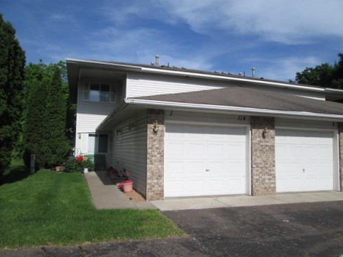 114 Ruth St N #1