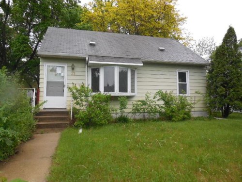 36 Pine Dr