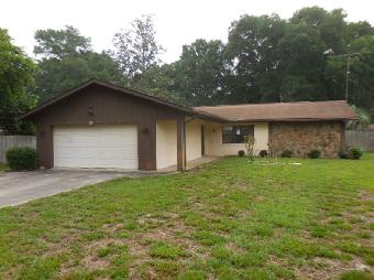 5072 Lakewood Dr