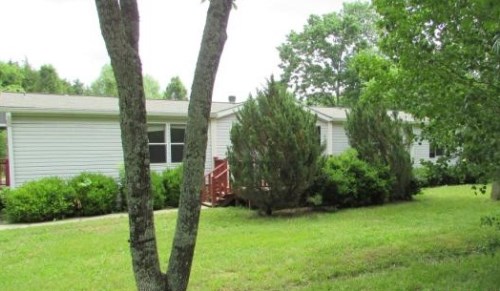 61 Paradise Dr