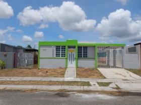 73 Hacienda Guanami
