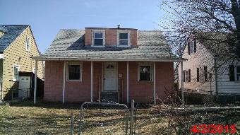 1916 Pierce Ave