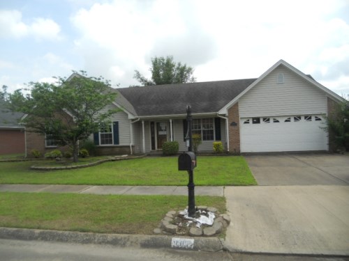 1310 Hickory Circle
