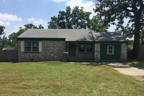 1226 Circle Drive
