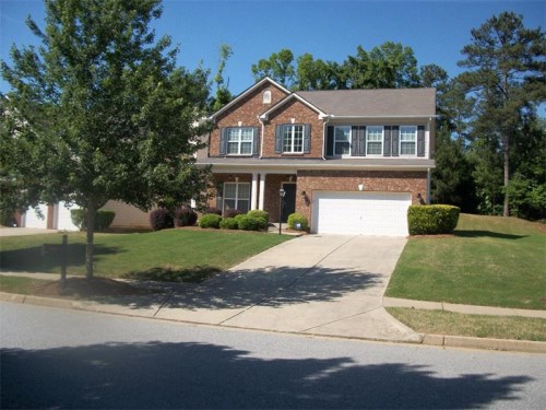 7673 The Lakes Drive