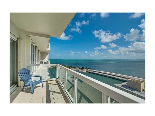 2451 BRICKELL AV # 21A