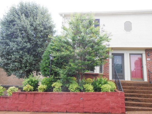 2113 Benton Hall Ct