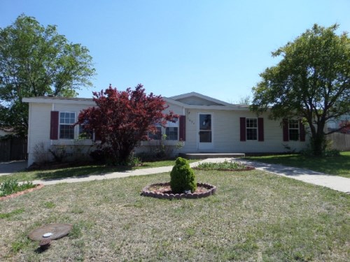 1604 Mulberry Cir