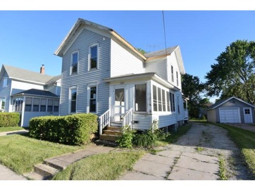 1029 & 1029a Otter Ave
