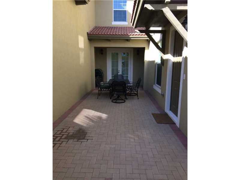 1420 SW 147 AV # 5140