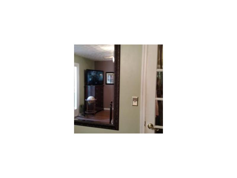 6628 Oak Farm Drive
