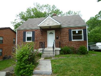 41 E Lakeside Ave
