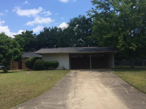 1116 Kenwood Drive