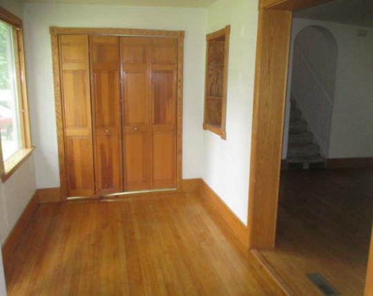 802 N Main St