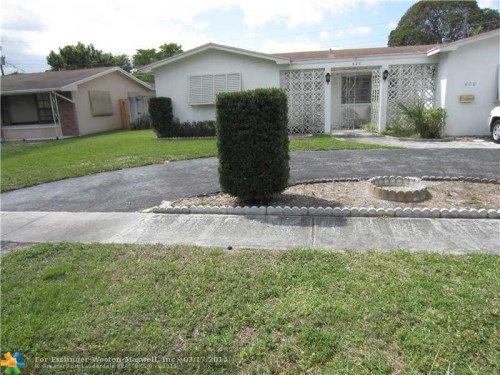 620 SW 66TH TER