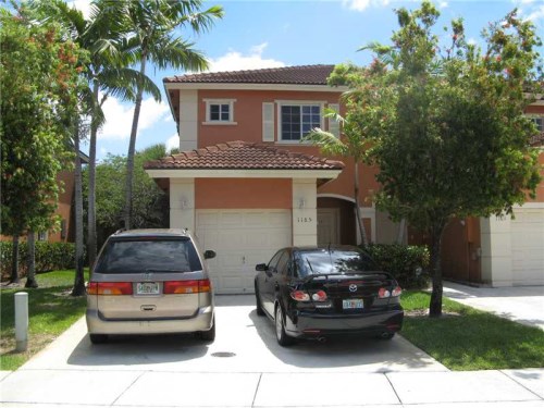 1165 NW 100 AV # 0