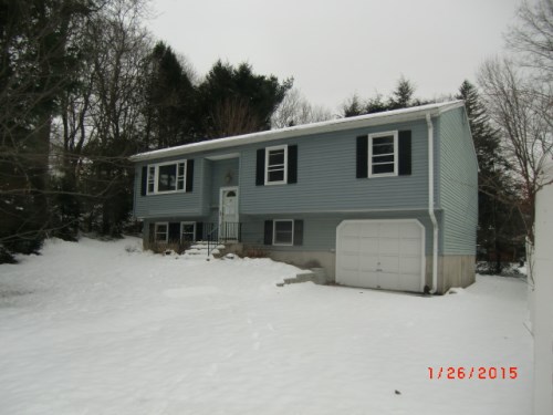 18 Falcon Ave