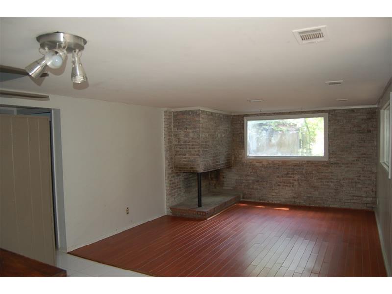 3878 Foxford Drive