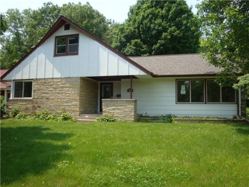 1902 Twin Bluff Rd