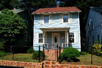 40 E 32nd St