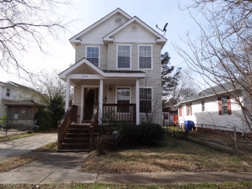 2609 Harrell Ave
