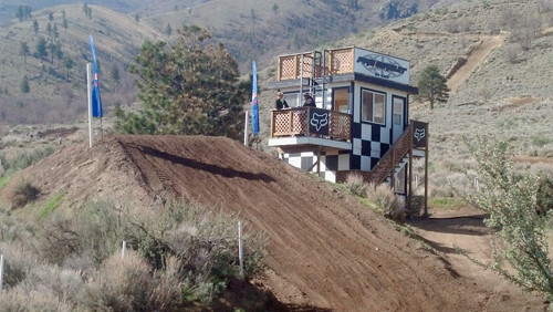 448-450 Hwy 395