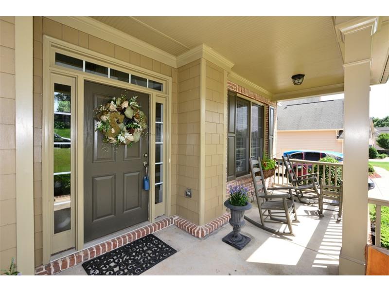 6305 Lake Oak Landing