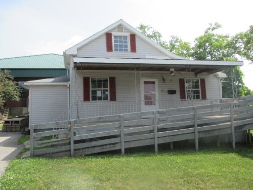 11 Main St